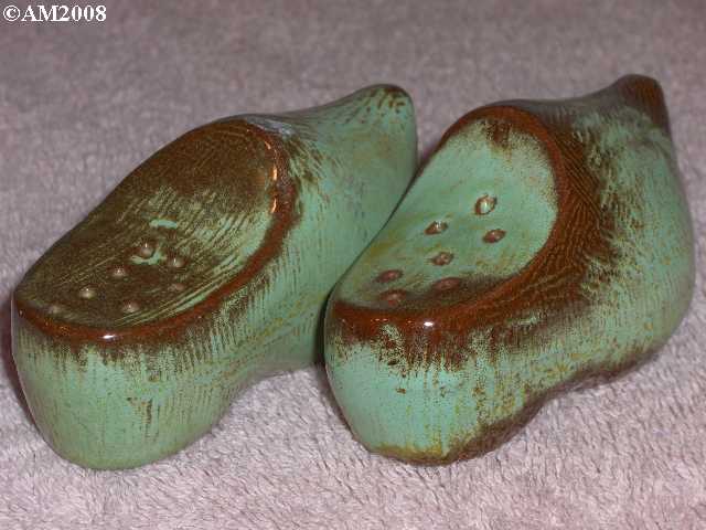 Frankoma Dutch Shoe shakers glazed prairie green